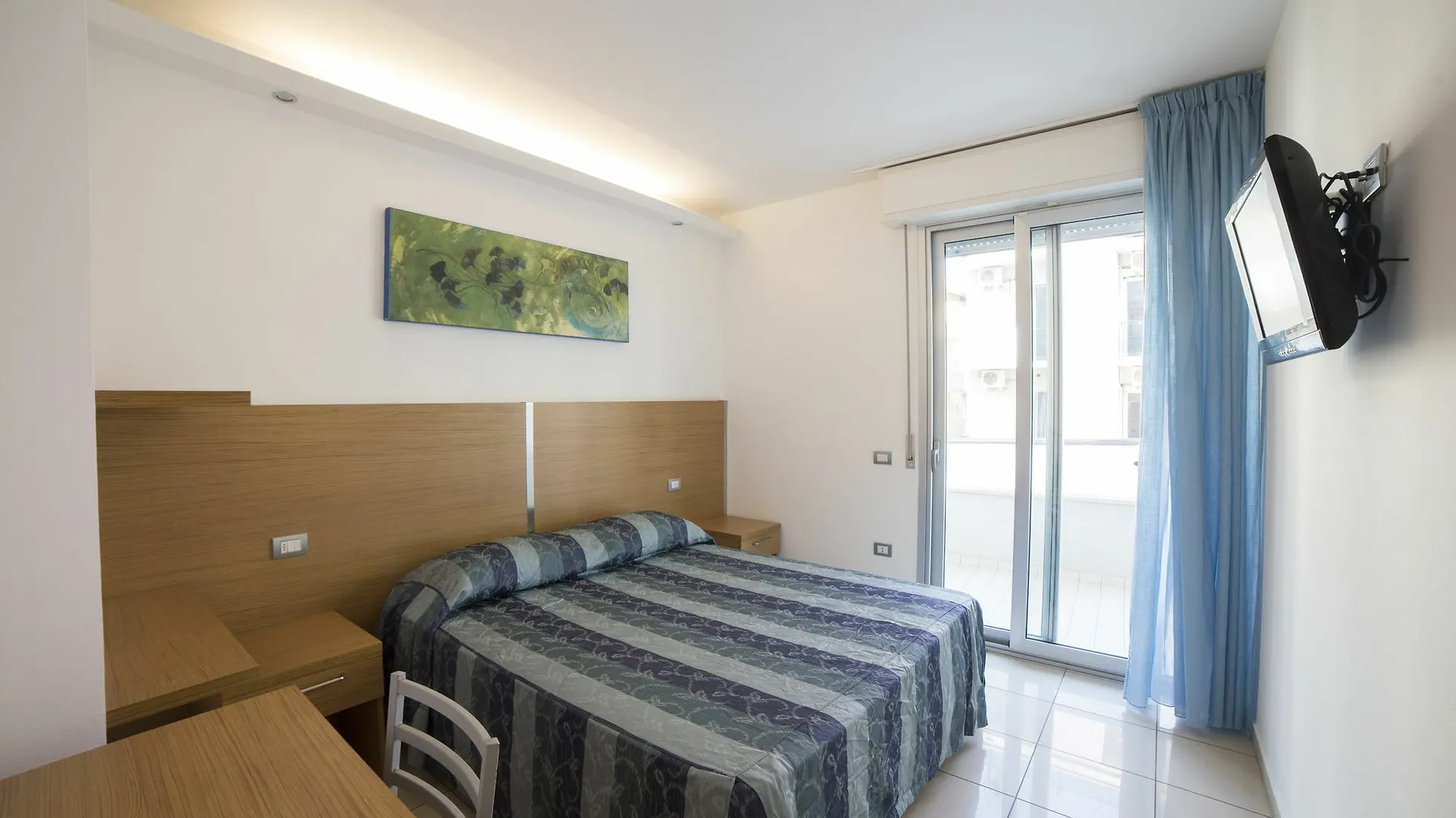 רימיני Residence Marzia מלון דירות