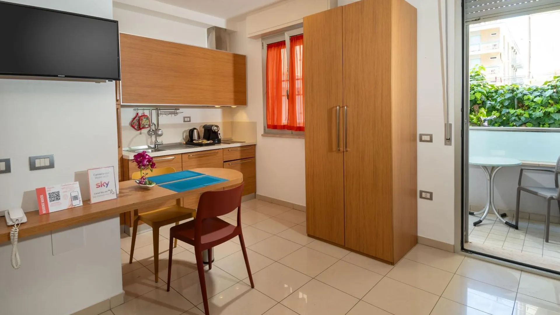 Residence Marzia Rimini 3*,